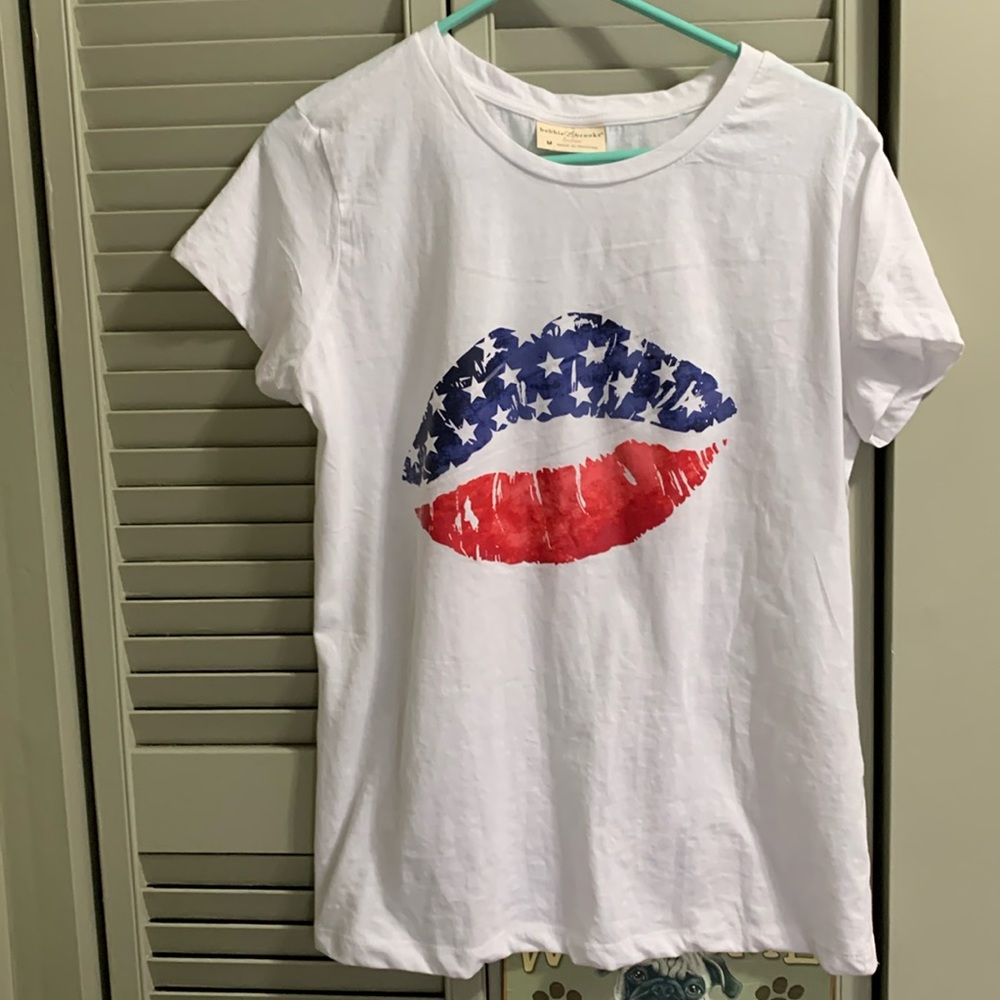 Bobby Brooks Women’s T-shirt